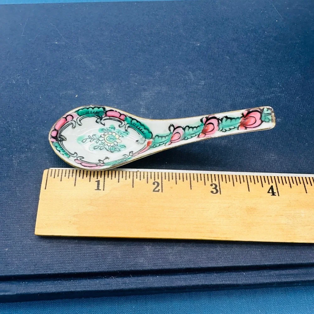 Vintage Famille Rose Medallion Porcelain Small Soup Spoon Hand Painted 4